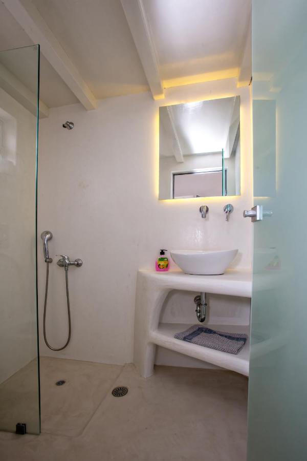 Margaret'S Houses In Tinos Town Extérieur photo