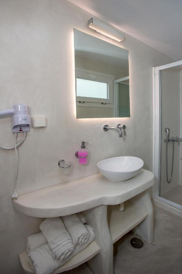 Margaret'S Houses In Tinos Town Extérieur photo